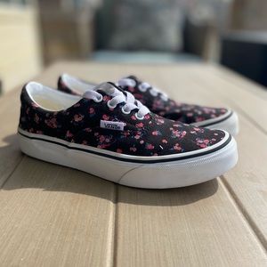Girls black and floral lace up vans